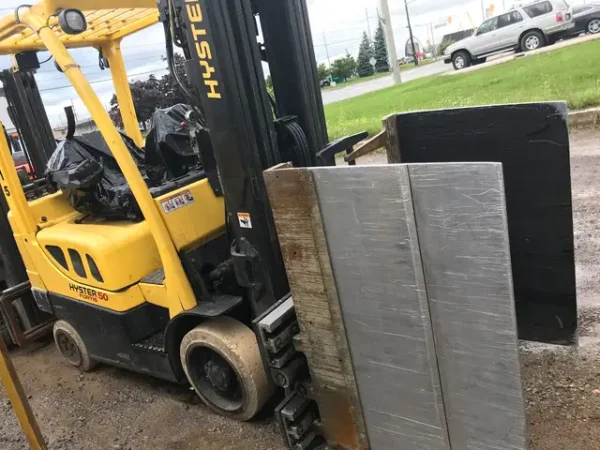 2014 Hyster Forklift with Clamps